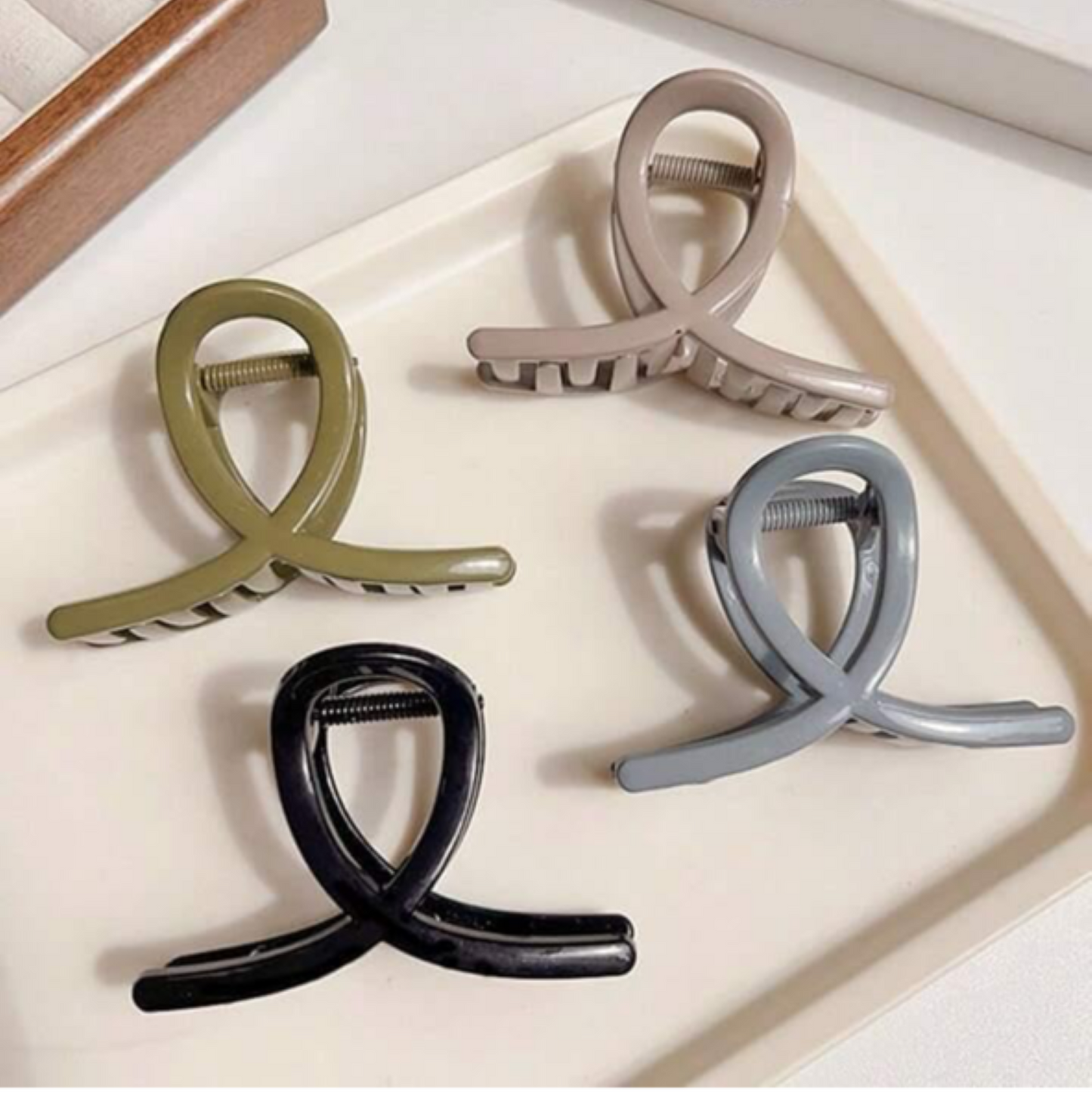Twisted Claw Clips